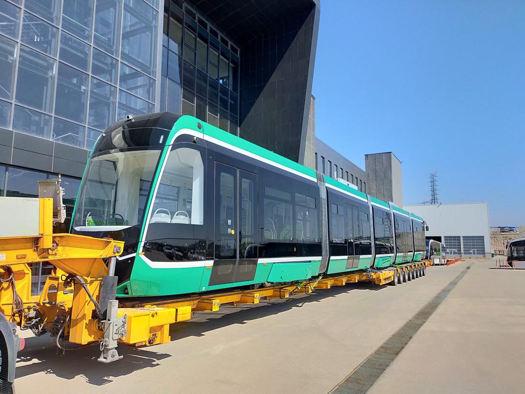 Al nouălea tramvai modern Bozankaya construit pentru Municipiul Iași a ajuns în Depoul CTP