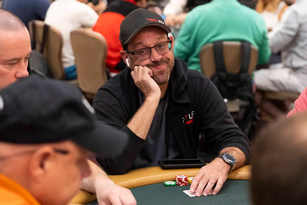 Un jucător de poker a câștigat un turneu în timp ce dormea