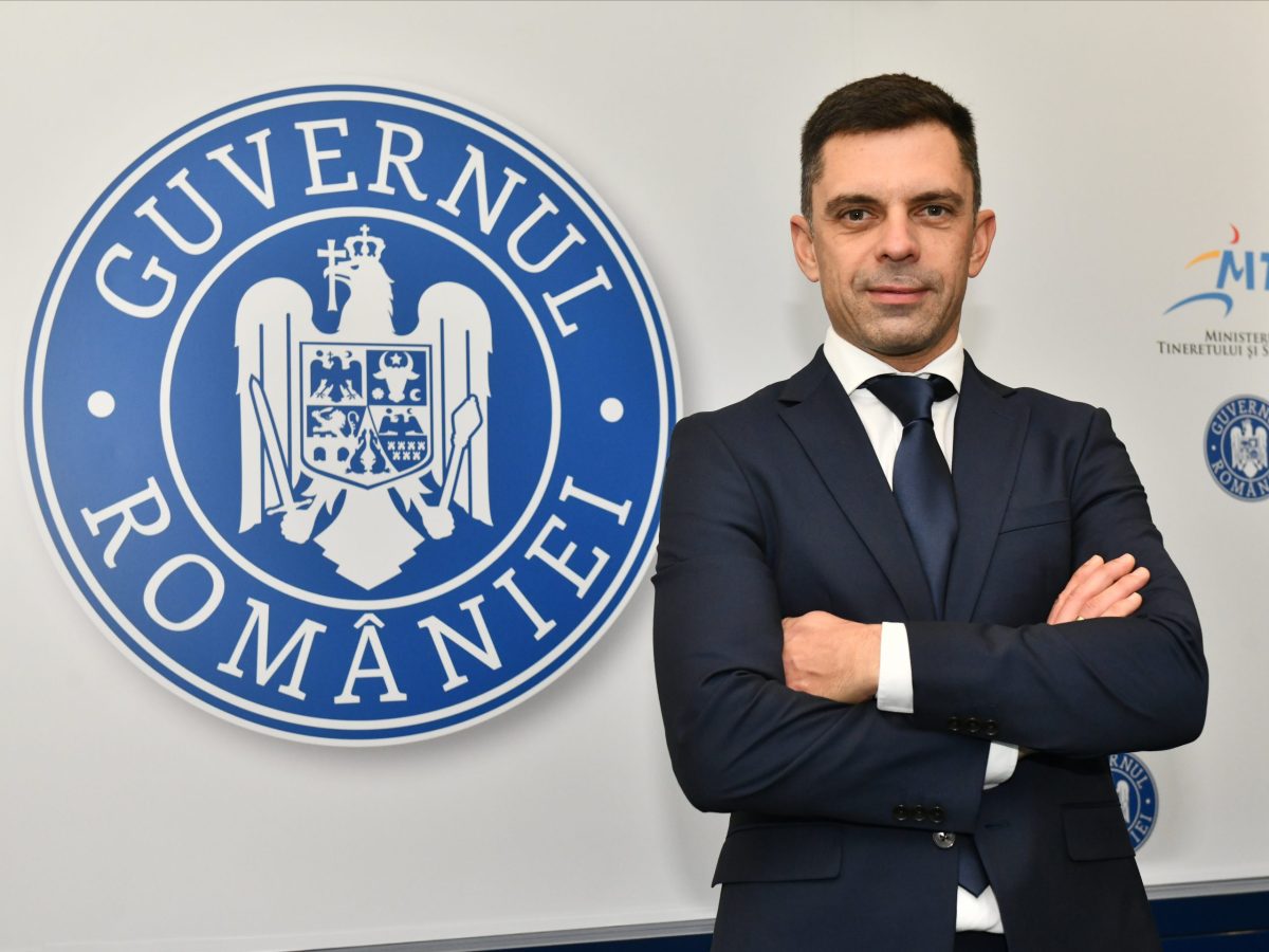 Ministrul Sportului, Eduard Novak, dat afară din Guvern – SURSE