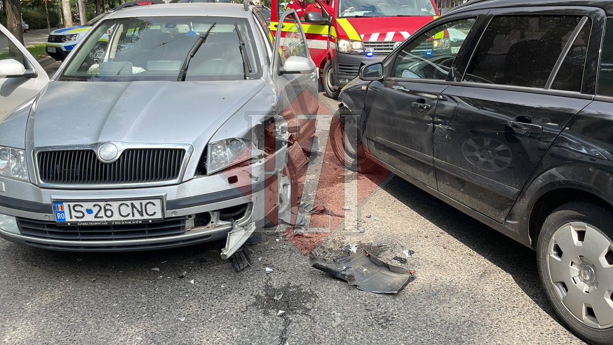 Accident rutier în zona Gării Iaşi. Două persoane au fost rănite, după ce trei autoturisme s-au izbit puternic – EXCLUSIV, FOTO, UPDATE