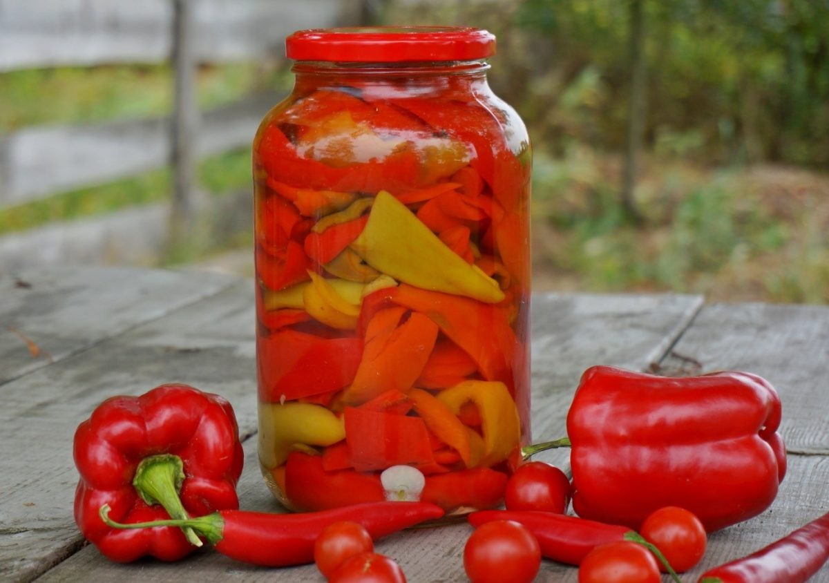 Ardei bulgărești la borcan. De câte legume vei avea nevoie pentru cea mai delicioasă conservă