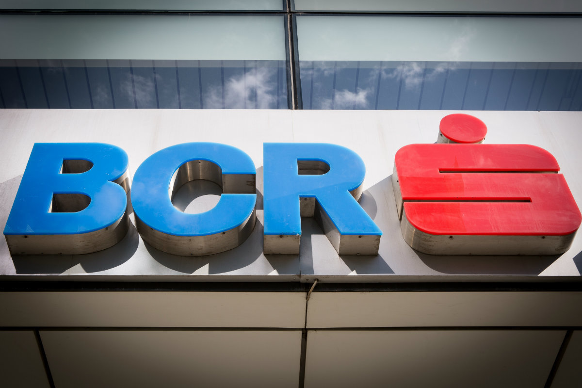O bancă din România are profit record, în timp ce românii sunt în genunchi din cauza ratelor