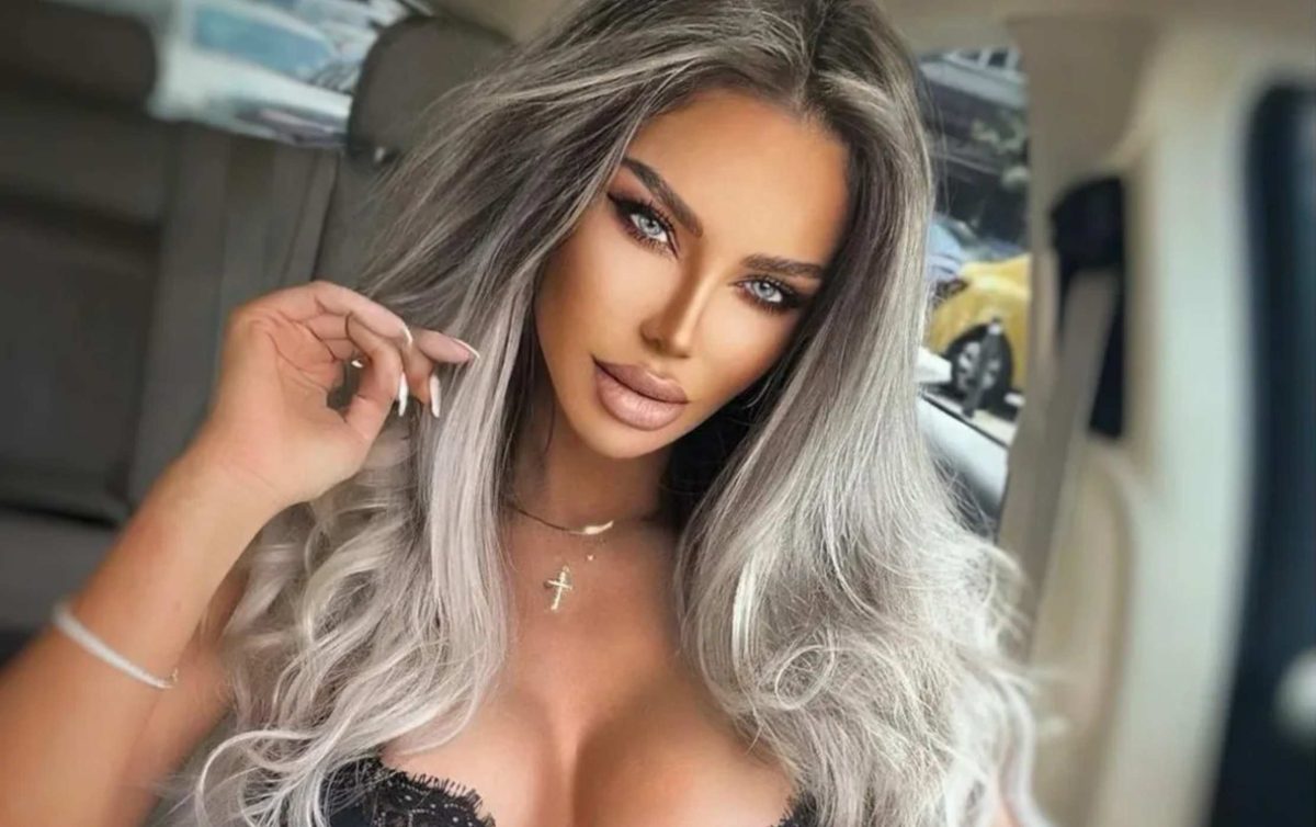 Bianca Drăgușanu a găsit în mall o sacoșă în care se aflau 21.000 de euro și un pașaport