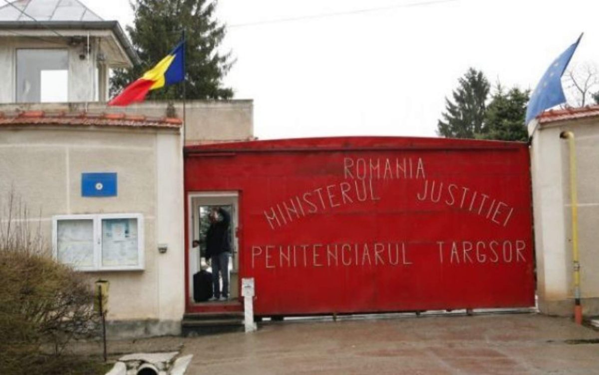 Alertă medicală la Penitenciarul Târgșor de la mâncare alterată. Ce se întâmplă cu Elena Udrea