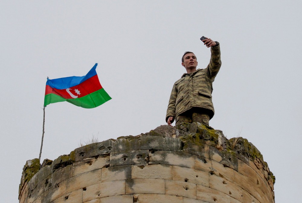 Tensiunea reizbucnește în Nagorno-Karabah: Azerbaidjanul a intrat în orașul strategic Lachin