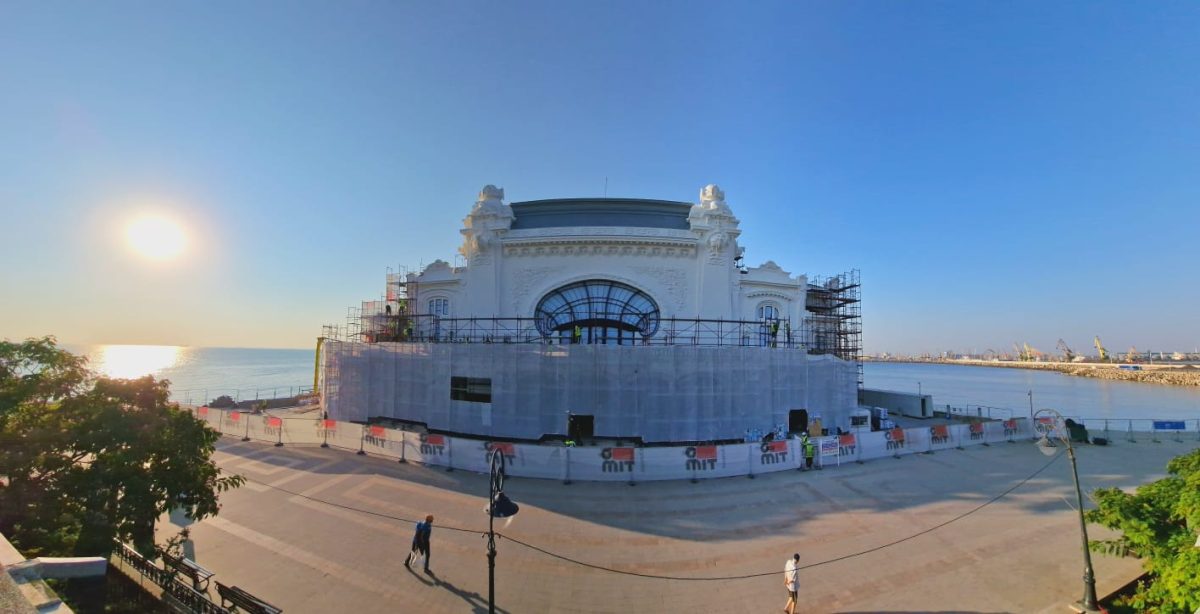 În ce stadiu sunt lucrările de la Cazinoul din Constanța. Faţada de nord a fost dezvelită – FOTO