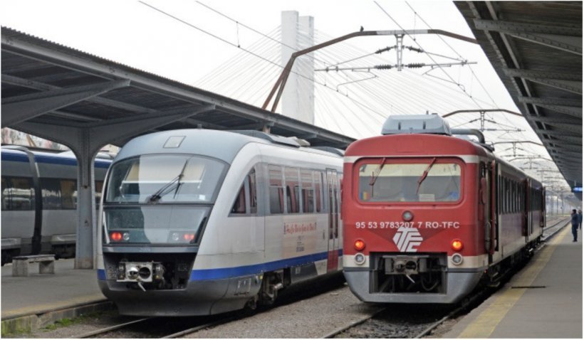 Oameni leșinați în trenul Mangalia – București, din cauza căldurii sufocante. Trenul are întârziere de zeci de minute