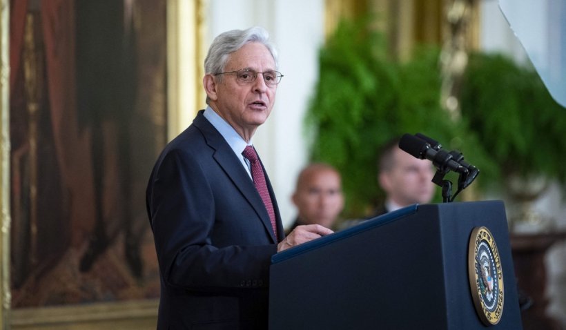 Prima declaraţie a procurorului general SUA după percheziţiile de pe domeniul lui Donald Trump. S-a cerut desecretizarea mandatului