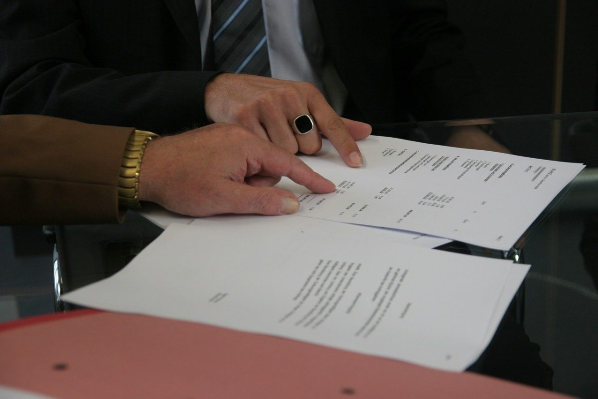 Consecințele noilor reglementări ale Codului Fiscal. Peste 100.000 de români au rămas fără locuri de muncă