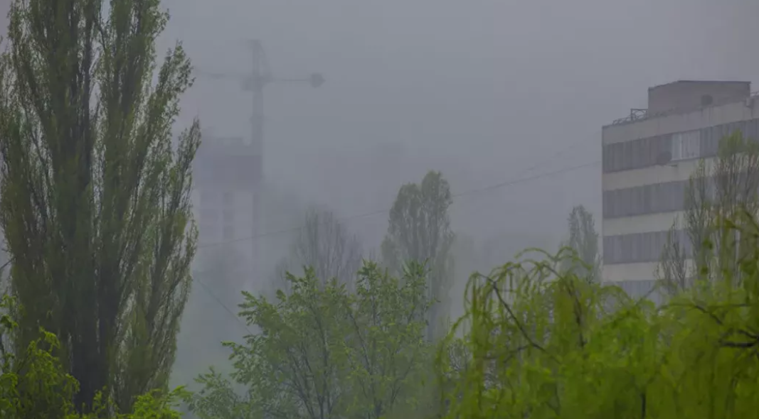 Avertizare meteo de averse torențiale, descărcări electrice, grindină și vijelie. Mesaj Ro-Alert emis de autorități