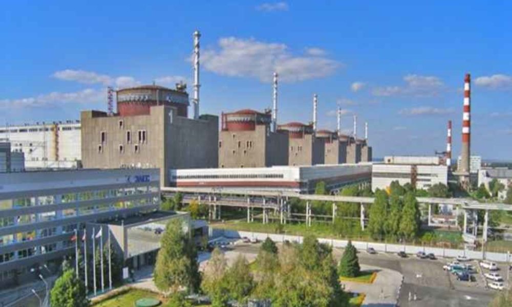 Oficiali ruși acuză Ucraina că a bombardat un depozit de combustibil de la centrala nucleară Zaporojie
