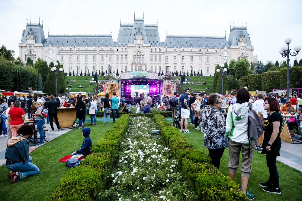 A început Street Food Festival, la Palas – cel mai așteptat eveniment culinar al sezonului