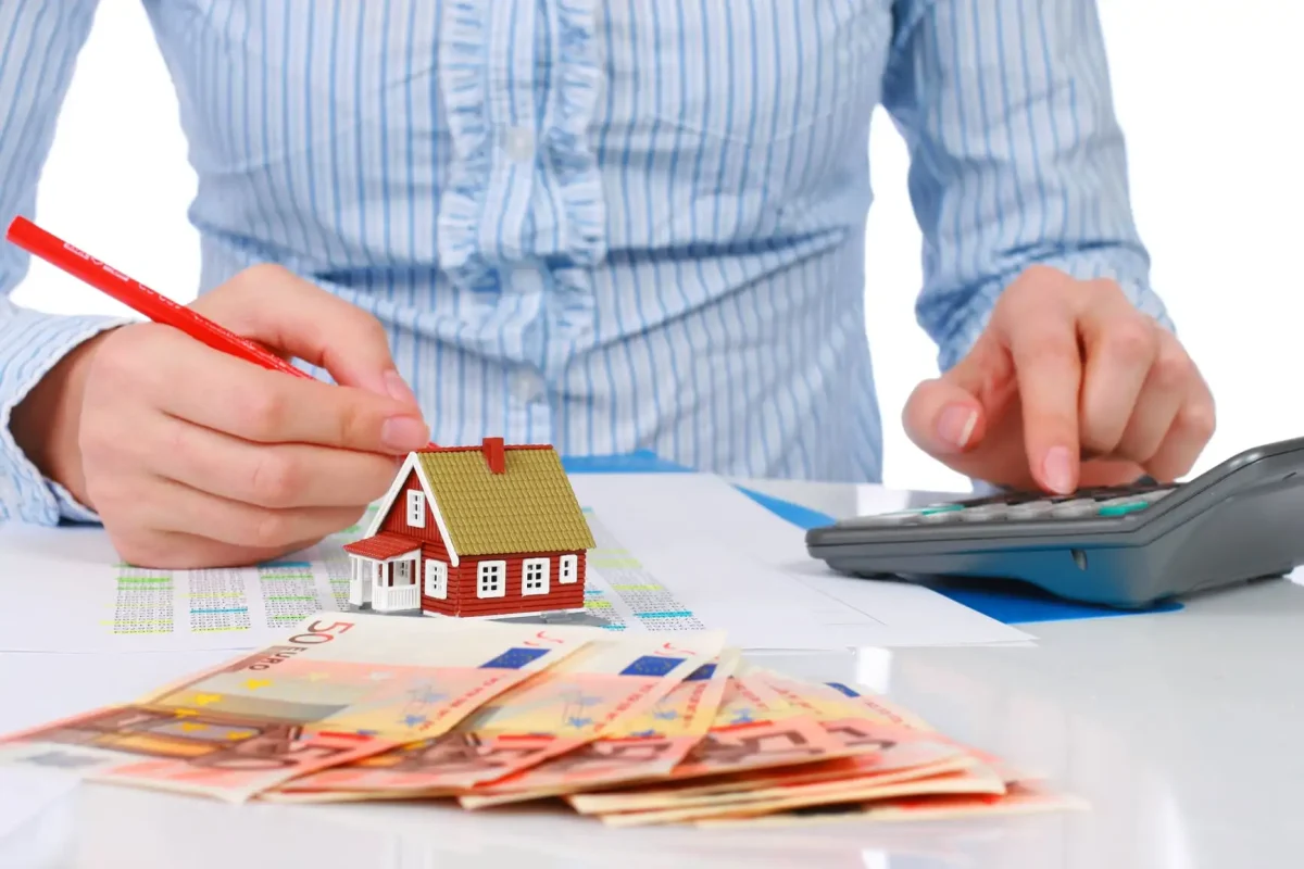 ANAF scoate la licitație proprietățile românilor care nu au mai putut plăti ratele