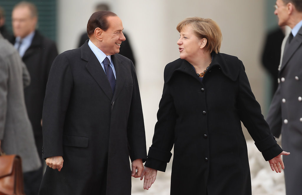 Silvio Berlusconi consideră că împreună cu Angela Merkel ar putea să medieze pacea în Ucraina