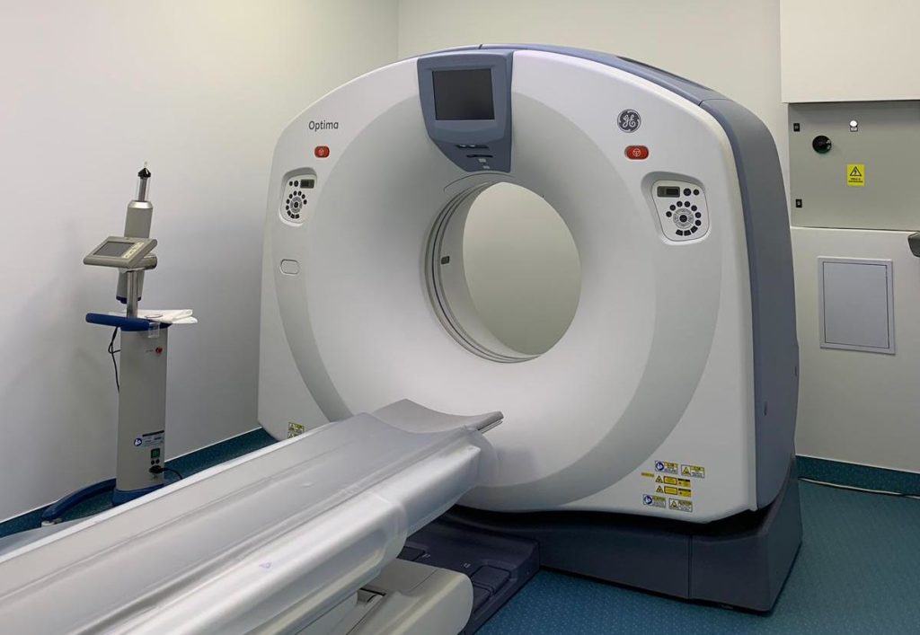 Nu sunt medici pentru Computerul Tomograf din Neamț. Doctorii au scutire medicală