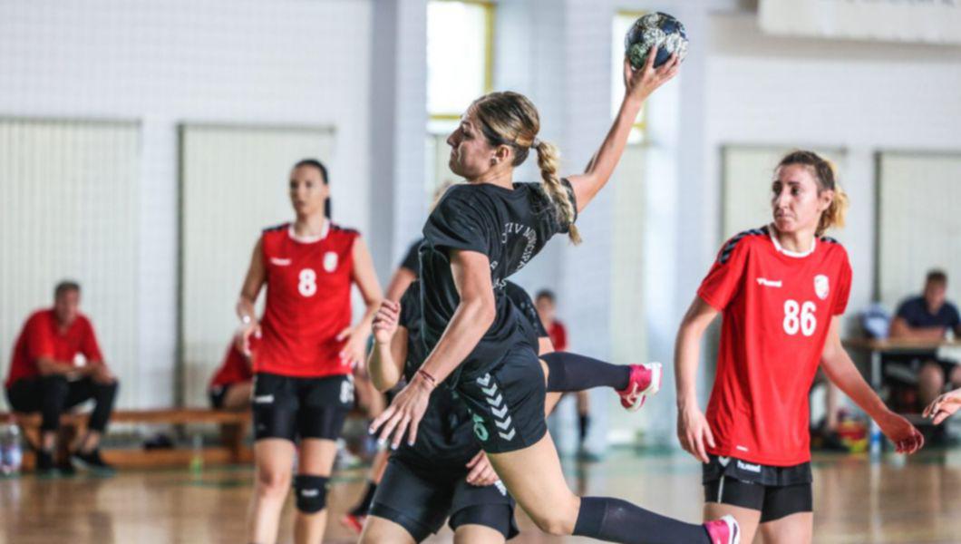 Handbalistele ieşene au câştigat returul cu CSM Roman