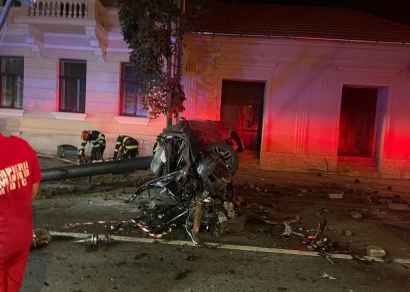 Accident grav în centrul orașului Cluj-Napoca. Tânăr de 25 de ani, mort după ce a condus cu 180 km/h