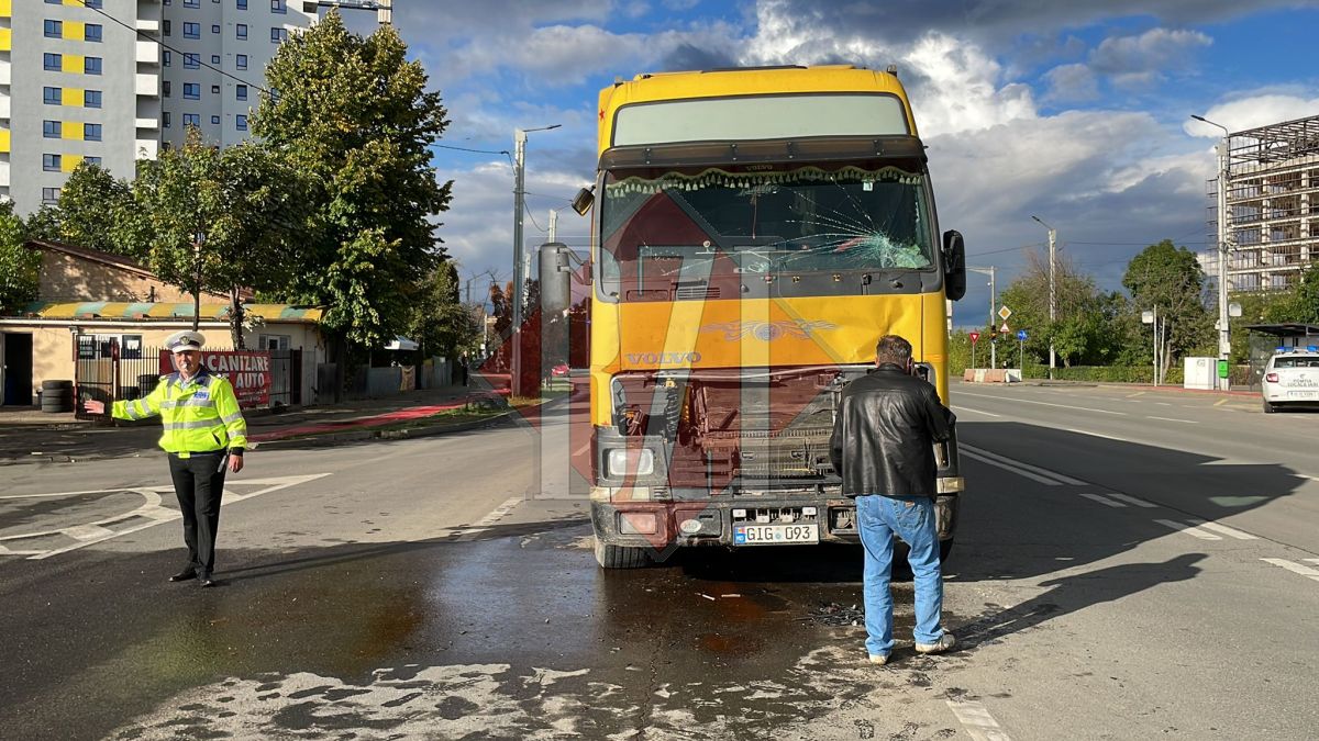 Accident rutier în capăt CUG. Un TIR a intrat în coliziune cu un autoturism – EXCLUSIV, FOTO