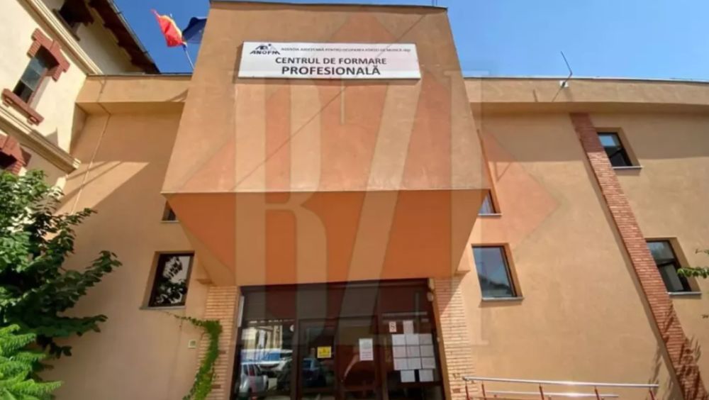 Veste importantă pentru ieșenii care vor un job în străinătate! Aproape 200 de locuri de muncă vacante în UE