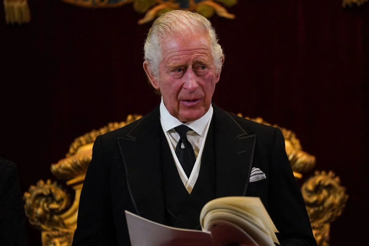 Premierul și parlamentari britanici îi jură credință noului Rege Charles al III-lea – VIDEO