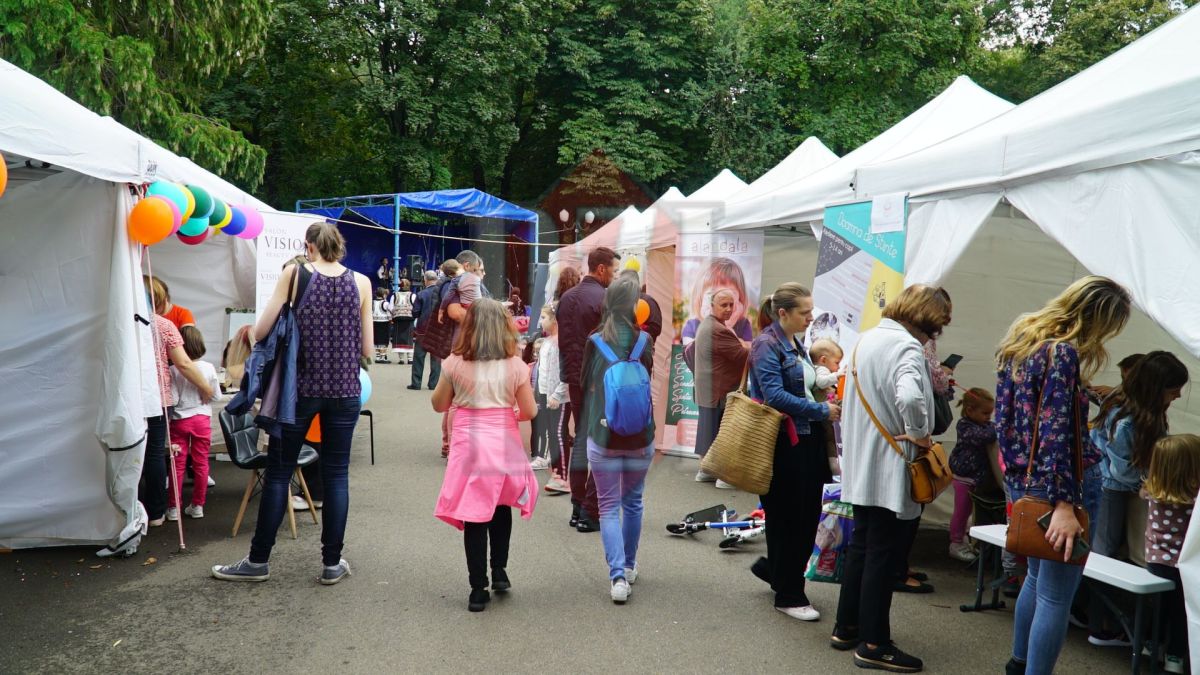 Festivalul Familiei are loc acum în Parcul Copou. Ieșenii sunt așteptați în număr cât mai mare – GALERIE FOTO