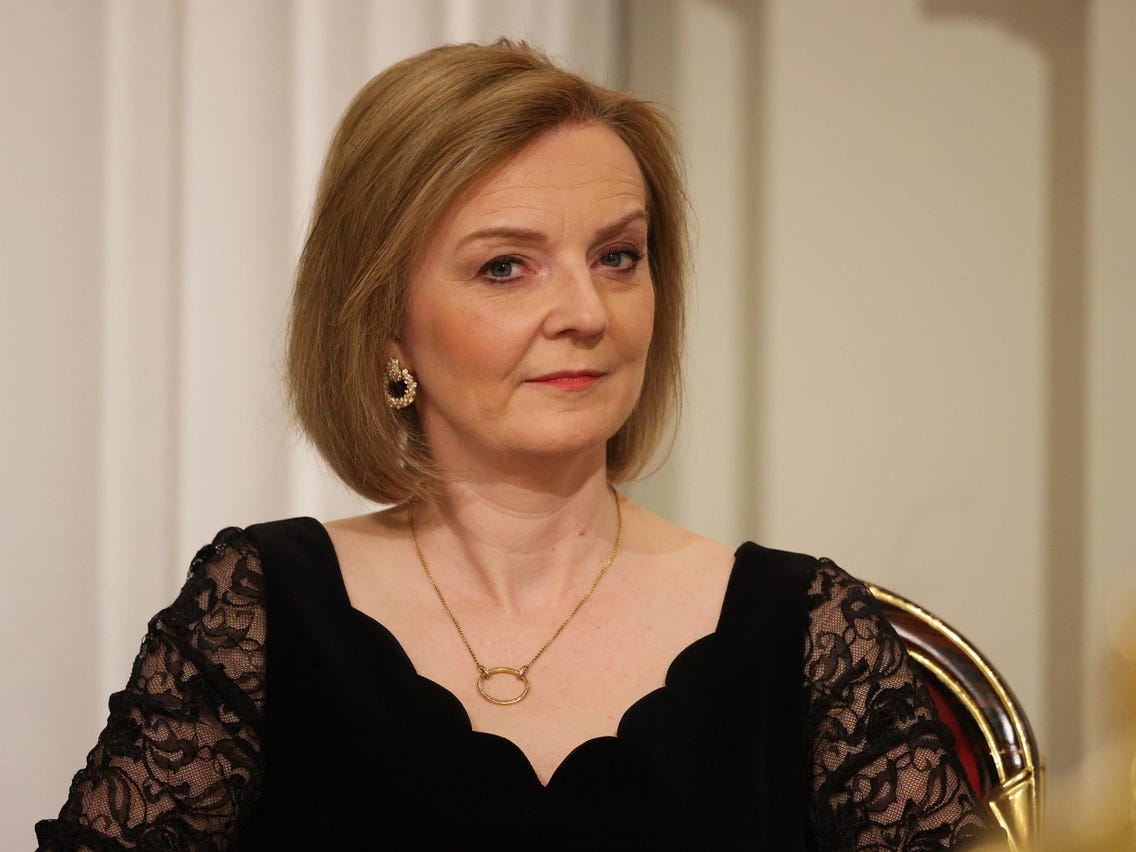 Este oficial! Noul premier al Marii Britanii este Liz Truss