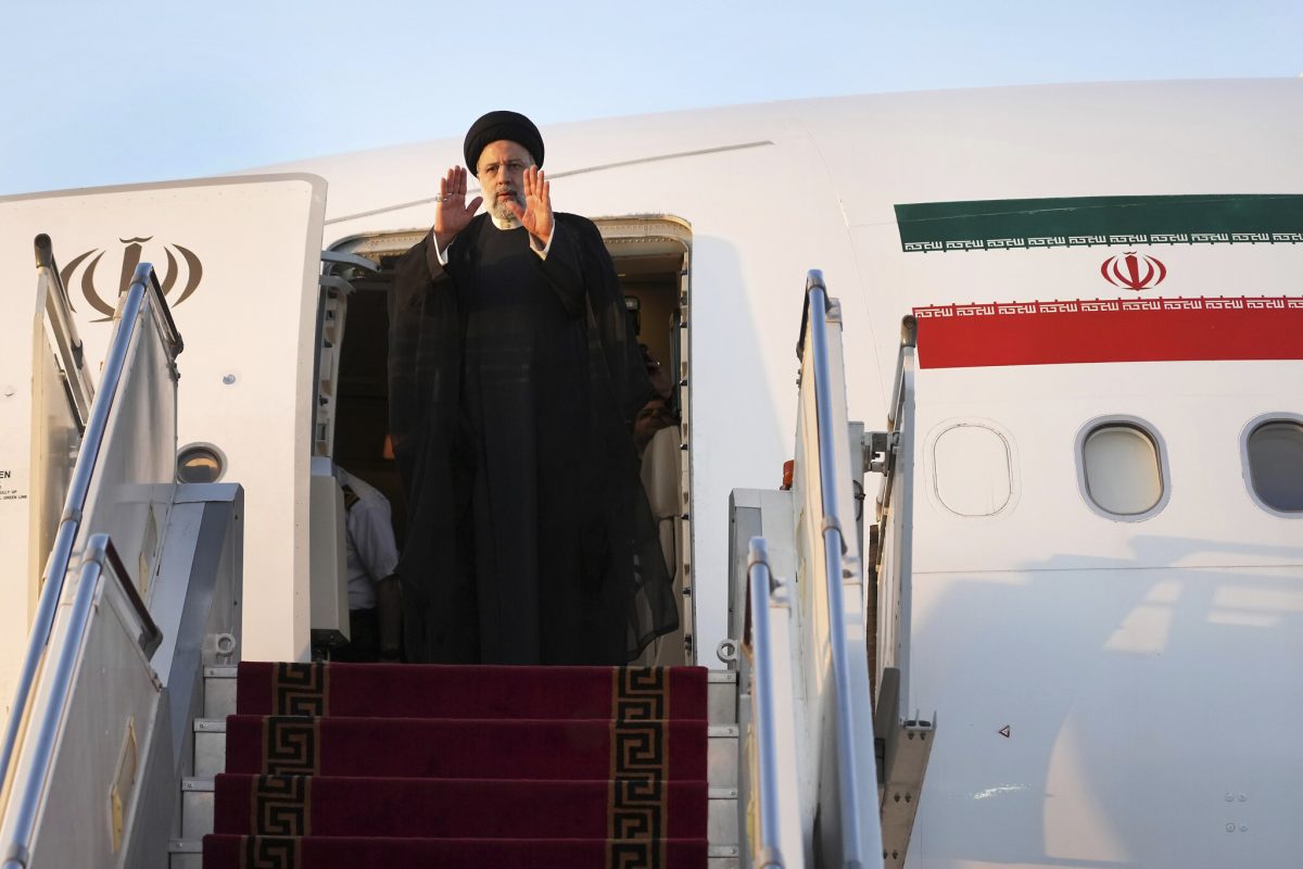 Președintele din Iran consideră că moartea femeii omorâtă de polițiști trebuie anchetată, după valul de proteste din țară