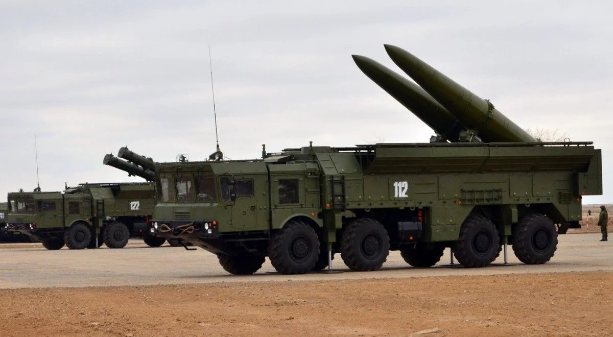 Rusia amenință cu folosirea armelor nucleare dacă SUA oferă Ucrainei arme cu rază lungă de acțiune