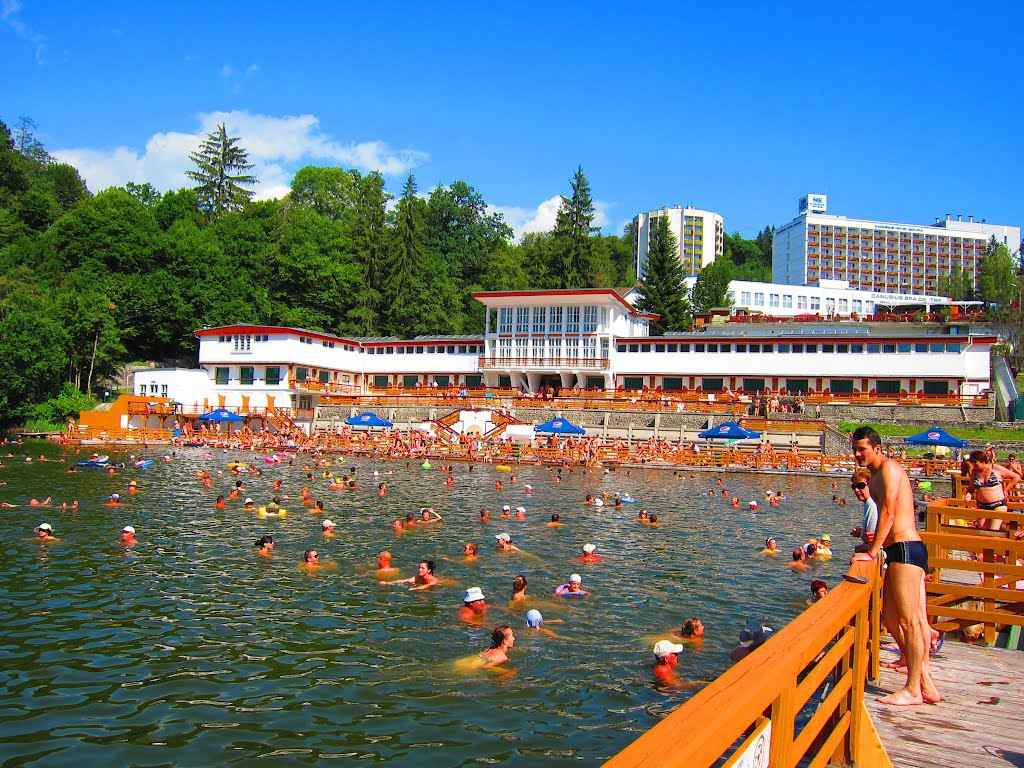 O stațiune din România, mai scumpă decât Elveția. Românii o compară cu Croația