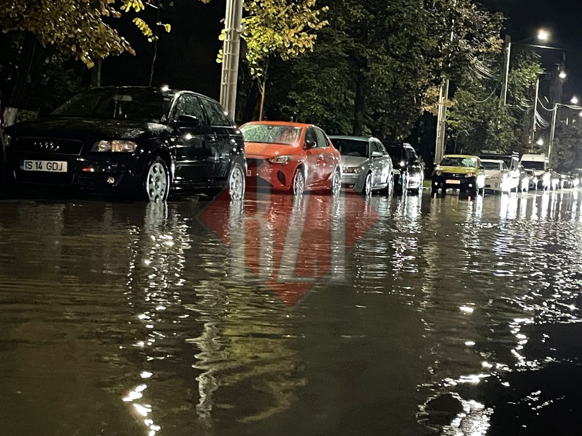 Ploaia a blocat Iașul! Tot orașul este afectat, de vreme ce mai multe străzi sunt inundate – FOTO