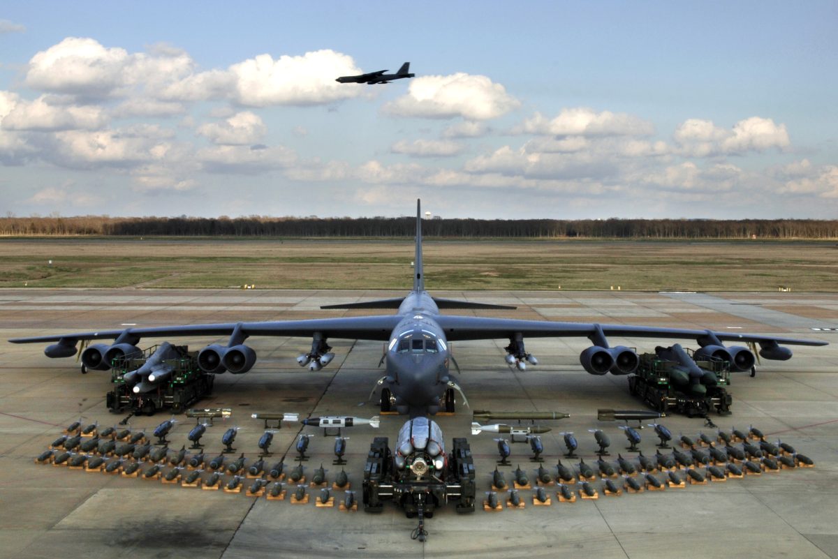 Şase avioane nucleare americane B-52 vor fi aduse în nordul Australiei, în urma conflictului dintre China și Taiwan