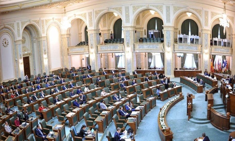 Senatul a adoptat grila de impozitare pentru imobile. Va urma o majorare cu până la 50%