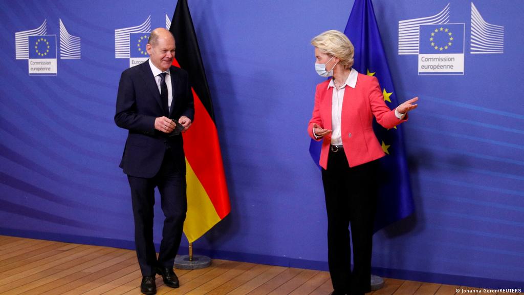 Tensiuni între Ursula von der Leyen şi Olaf Scholz. Dispută pe tema energiei la Summitul UE