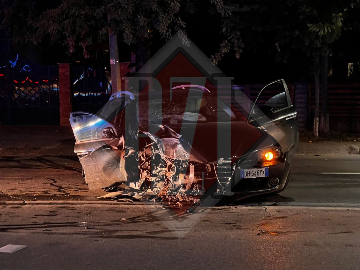 Accident grav în Bucium. Două autoturisme s-au izbit frontal. Sunt mai multe victime – EXCLUSIV, FOTO