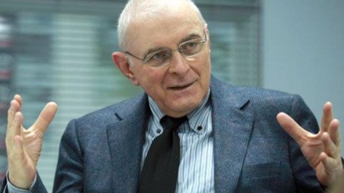 Oficial BNR: „Niciodată nu s-au mai adunat atâtea crize laolaltă câte sunt acum, nici nu mai ştim să le numărăm”