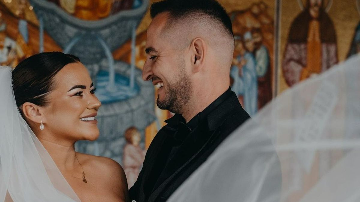 Carmen de la Sălciua s-a căsătorit din nou. Primele imagini de la nunta artistei – FOTO