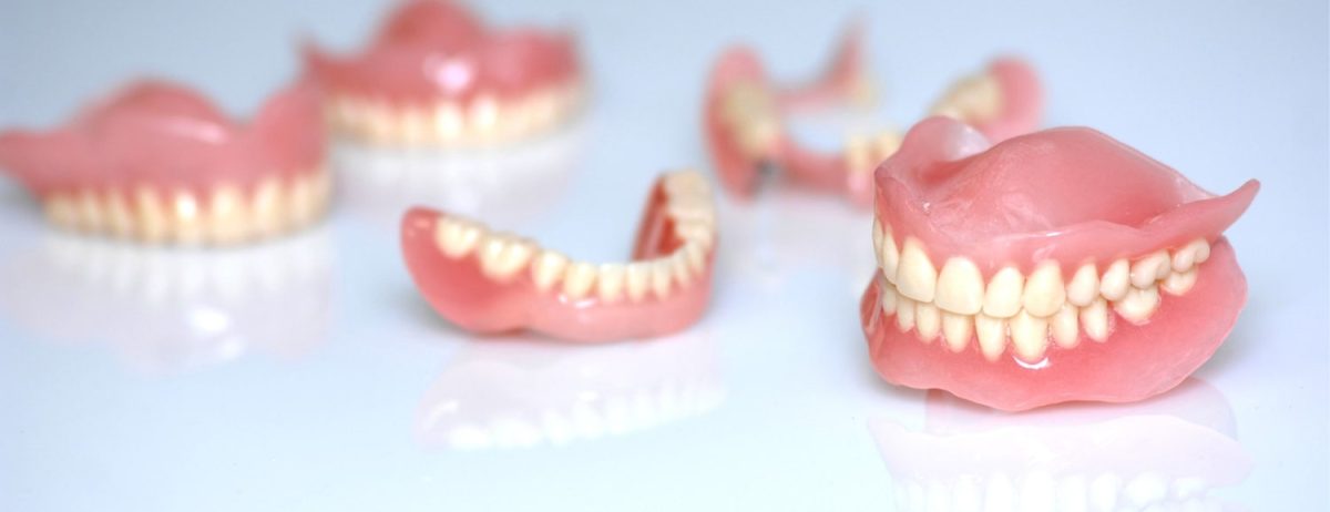 Cea mai bună proteză dentară totală. Cum să rezolvi problema dinților lipsă