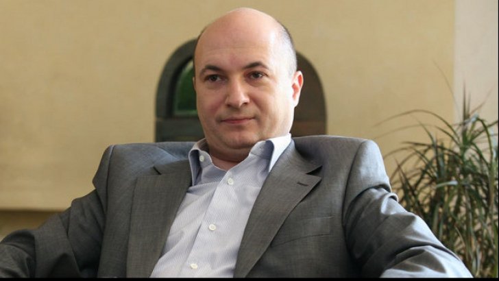 Secretar-general APP Codrin Ștefănescu, la BZI LIVE: „Ăștia, cu cei de la Bruxelles, pregătesc o Lege a Presei. Vor să fim sclavii Înaltei Porți Europene! Vom deschide proces internațional dacă jurnaliștii curajoși vor fi cenzurați!”