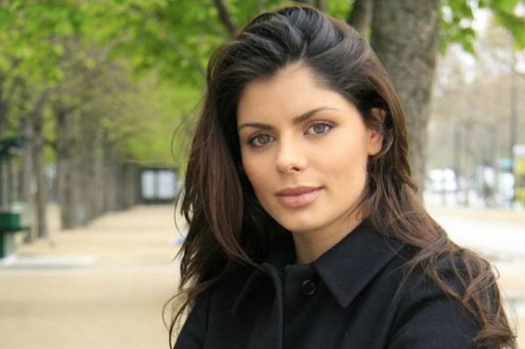 Ileana Lazariuc, apariții surprinzătoare pe Instagram. Frumoasa vedetă se iubește cu un bărbat celebru din România
