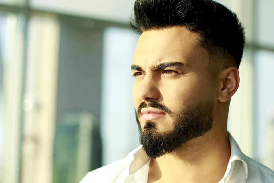 Jador, revoltat din cauza unei companii aeriene. Ce a pățit artistul