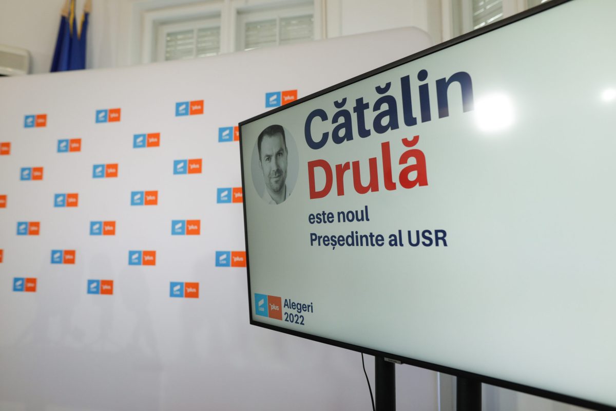USR rămâne fără 100 de membri. Ce scrisoare deschisă au trimis cei care au demisionat