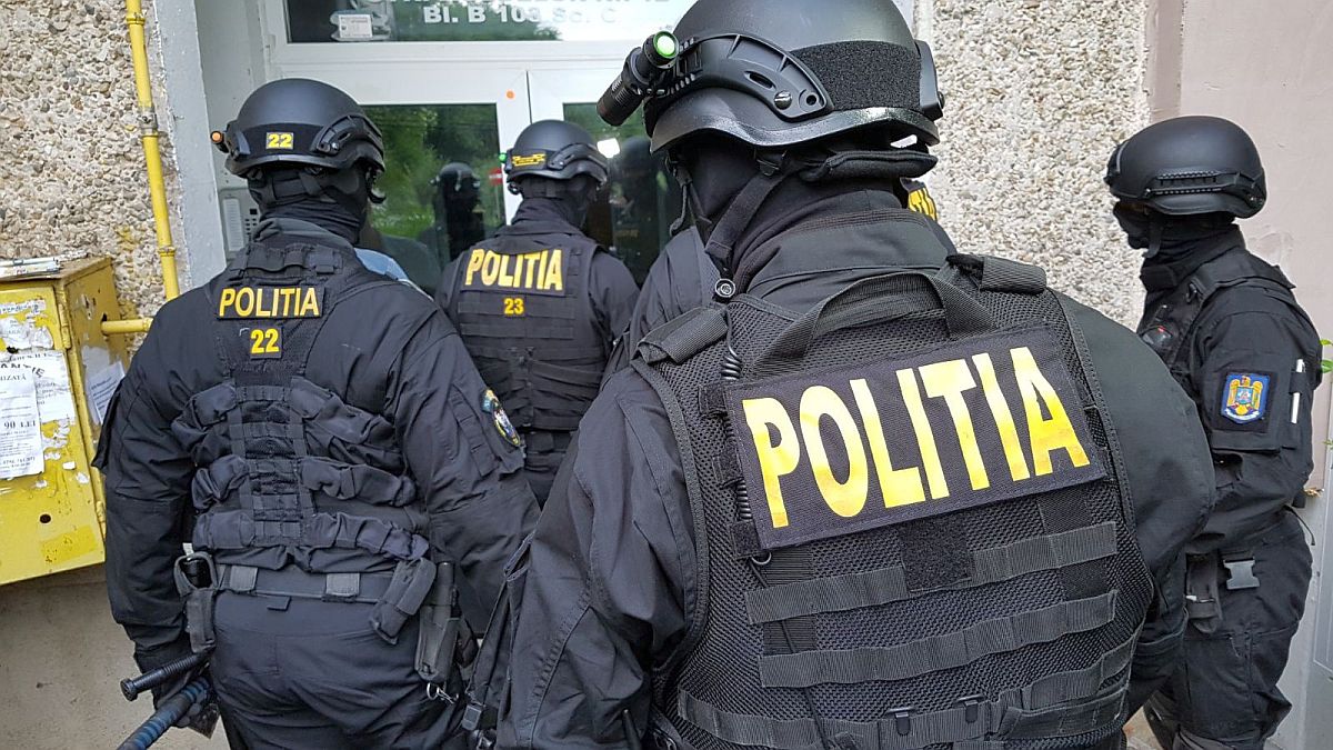 Acțiune pentru combaterea consumului de droguri, la Iași. Un minor a fost pus sub control judiciar