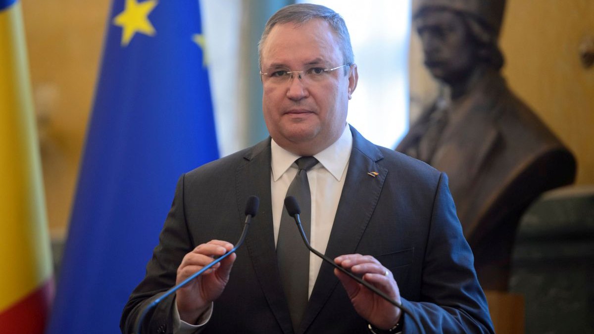 Toți prefecții băgați în şedinţa de premierul Nicolae Ciucă, în contextul venirii iernii