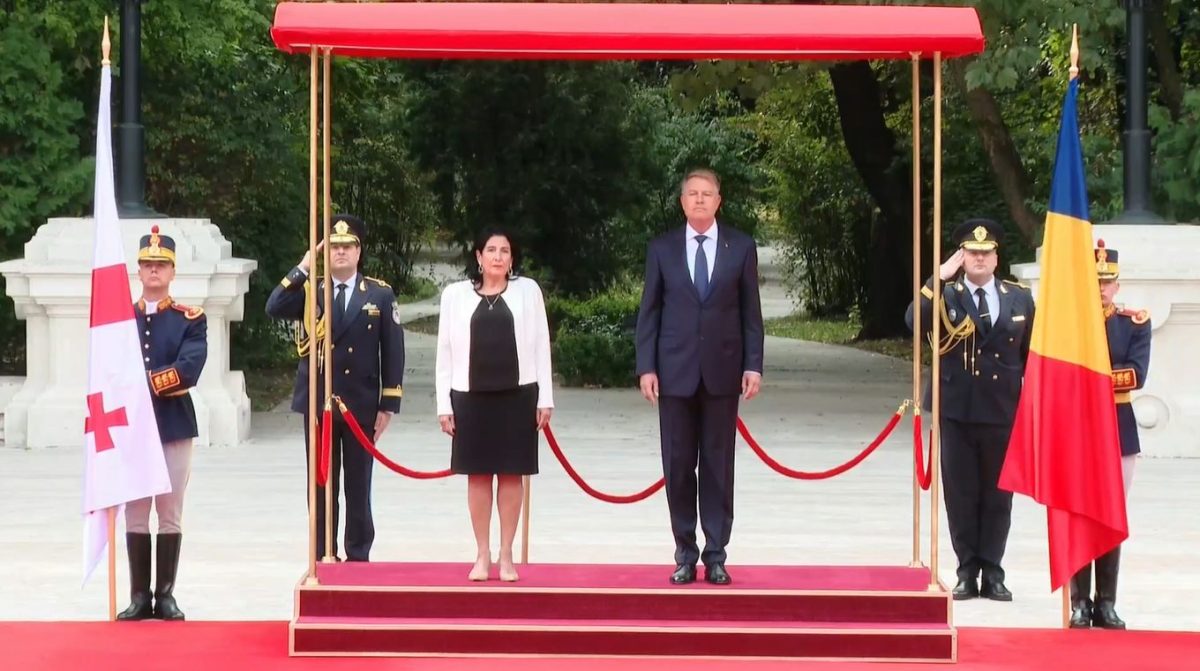 Președintele Georgiei, vizită oficială în România. Discuții cu Iohannis despre război – LIVE VIDEO