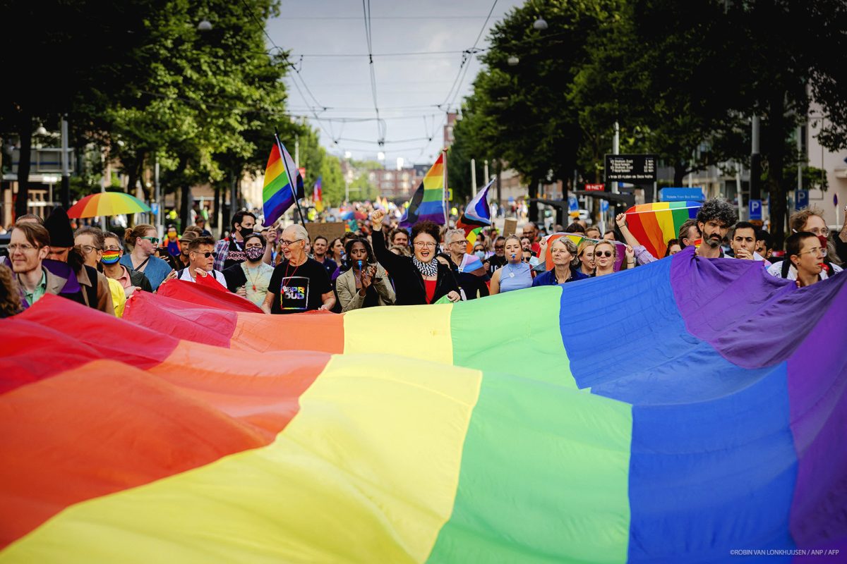 Slovenia devine prima ţară din Europa de Est care legalizează căsătoria între persoanele de acelaşi sex