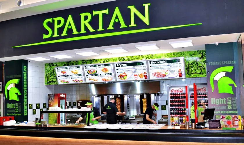Nereguli grave descoperite la restaurantul Spartan din București de către ANPC. Horia Constantinescu: Carne înghețată – VIDEO