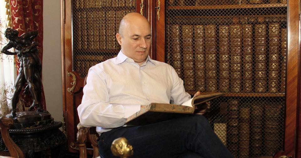 Președintele APP România, Codrin Ștefănescu în emisiunea BZI LIVE: „Guvernul României este „condus” din afara țării…, are un „stăpân” care nu este al și pentru români…! Nu am fi ajuns la aceste aberații…!”