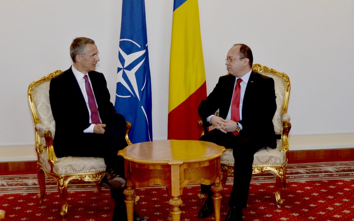 Discuție între Bogdan Aurescu și Jens Stoltenberg. Se fac pregătiri pentru al doilea cel mai important eveniment NATO găzduit de București