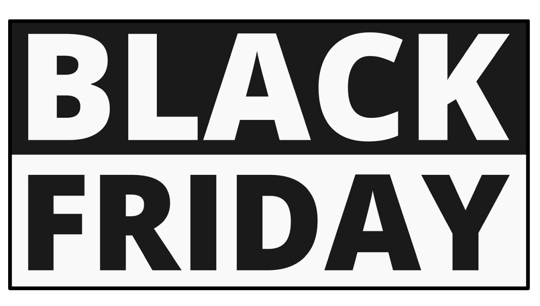 Black Friday 2022 – Profită de mega reduceri la parfumuri și produse cosmetice de brand