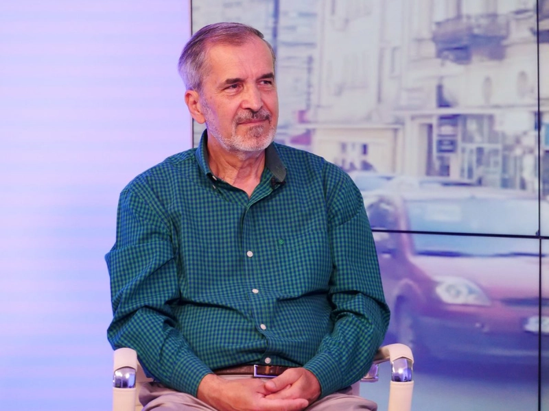 Conferinţă la UMF Iaşi. Cunoscutul psiholog prof.univ.dr. Ion Dafinoiu va vorbi despre hipnoză